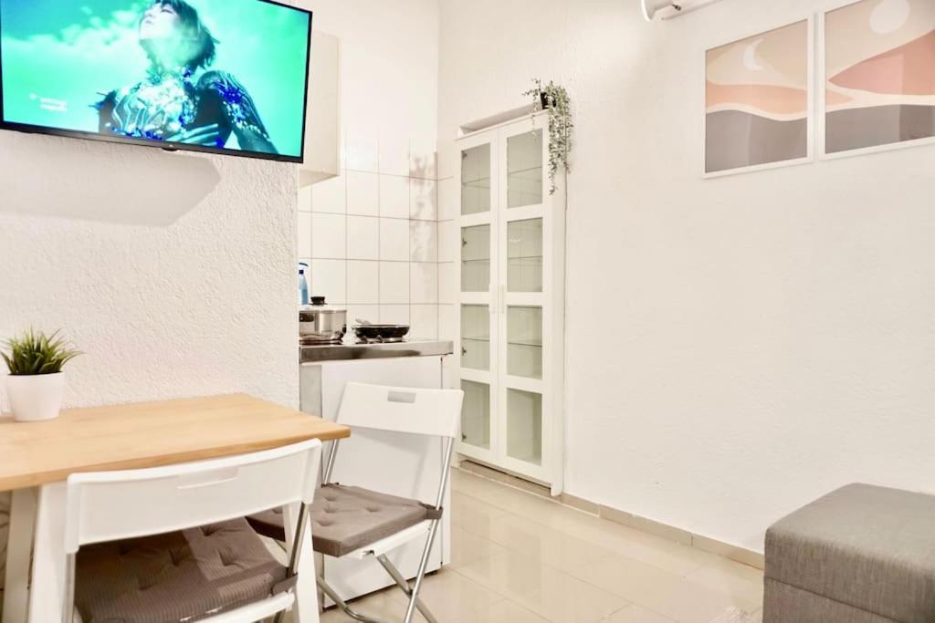 Gemutliches Kleines Studio-Apartment In Top Lage Nahe Karlsruhe Innenstadt Mit Klimaanlage Luaran gambar