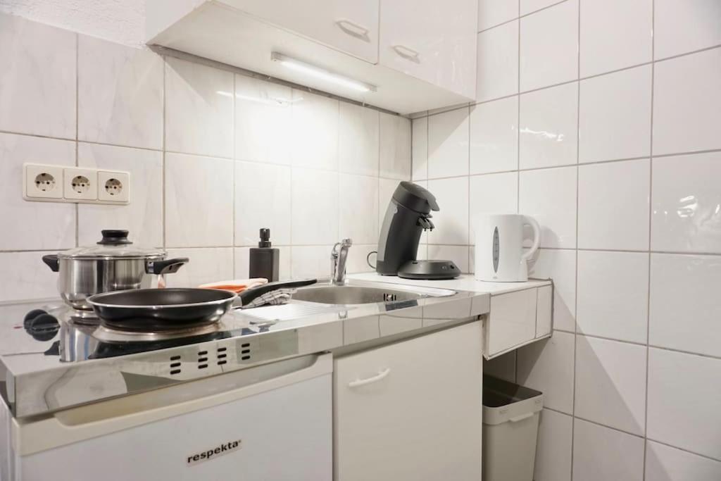Gemutliches Kleines Studio-Apartment In Top Lage Nahe Karlsruhe Innenstadt Mit Klimaanlage Luaran gambar